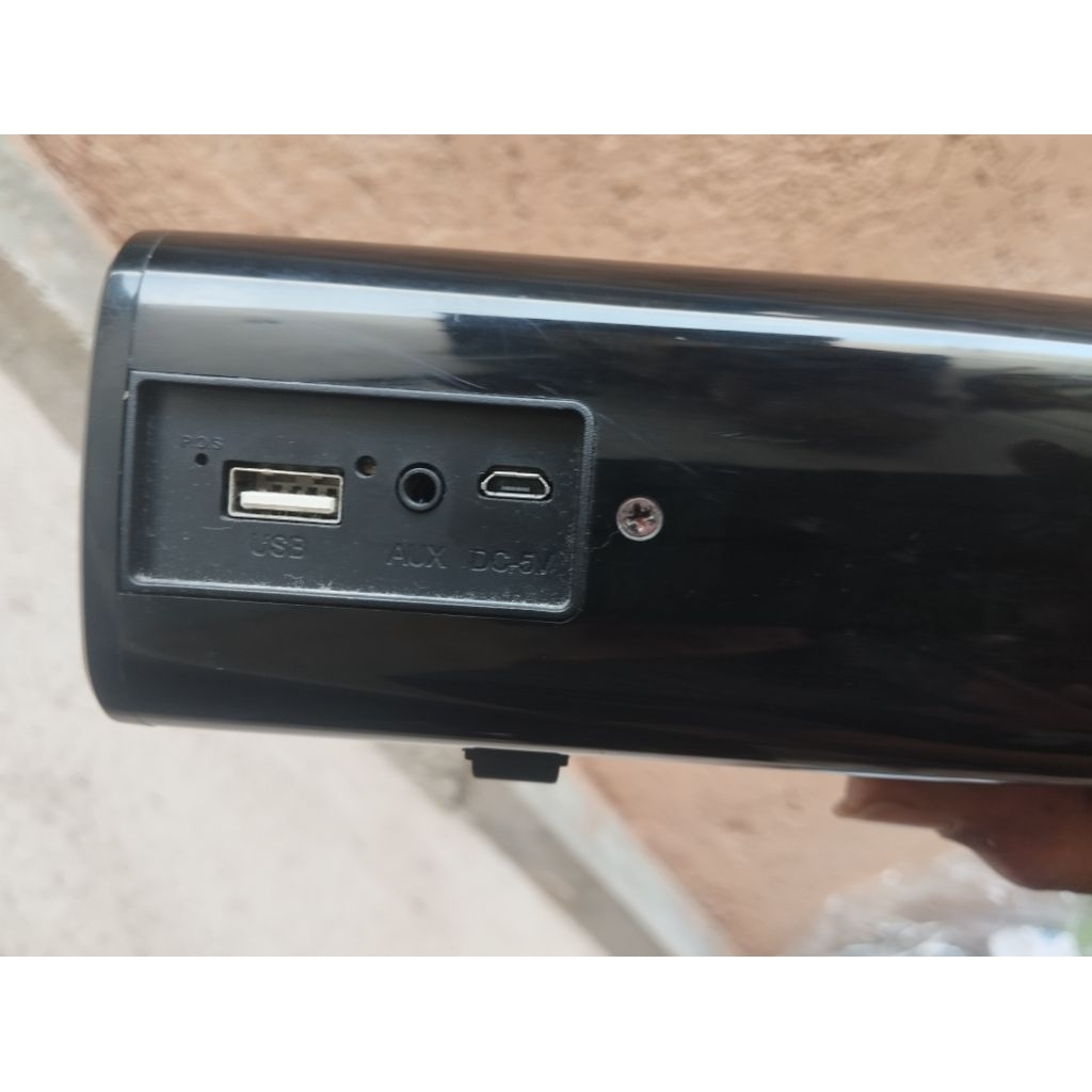 Creative stage air bluetooth speaker