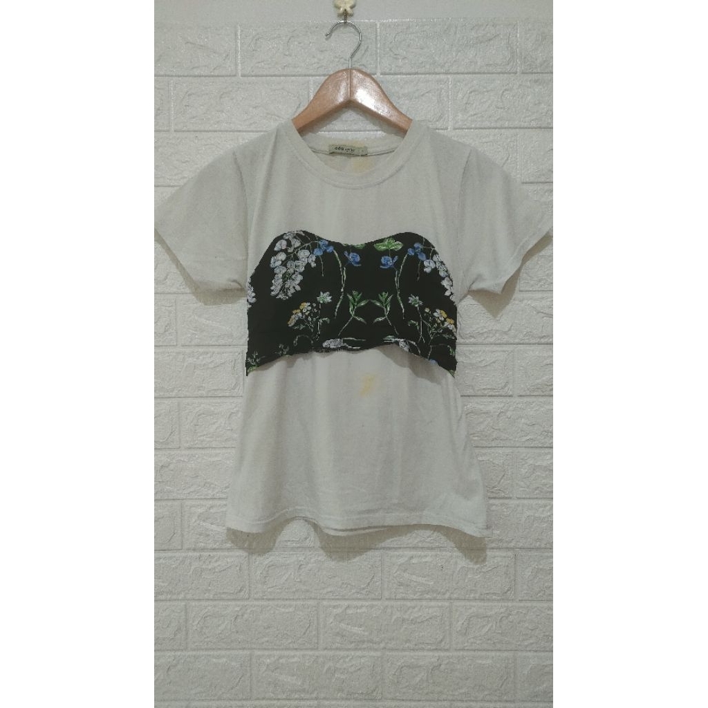 Top White Atasan Putih ADA BUTI (PRELOVED)