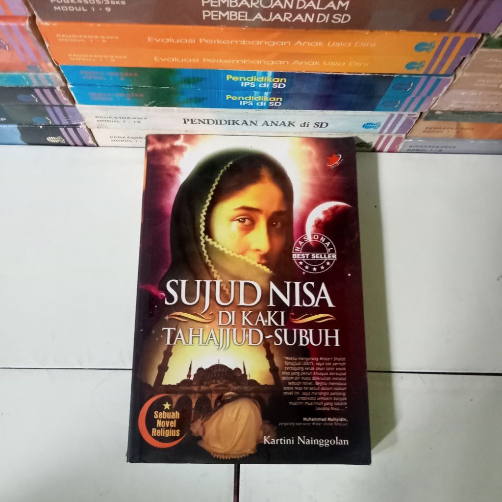 SUJUD NISA DI KAKI TAHAJJUD SUBUH