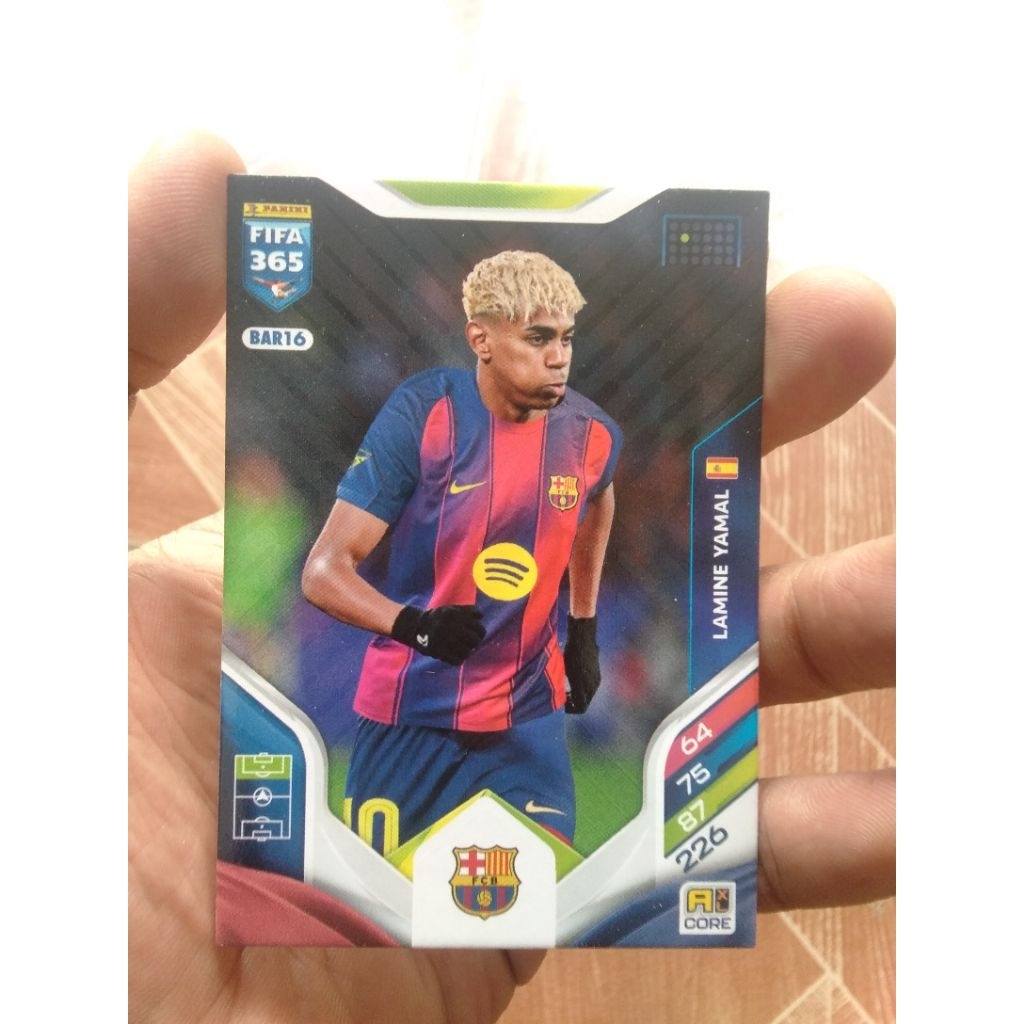 Kartu Panini Adrenalyn XL 2026 Core Base Card Lamine Yamal