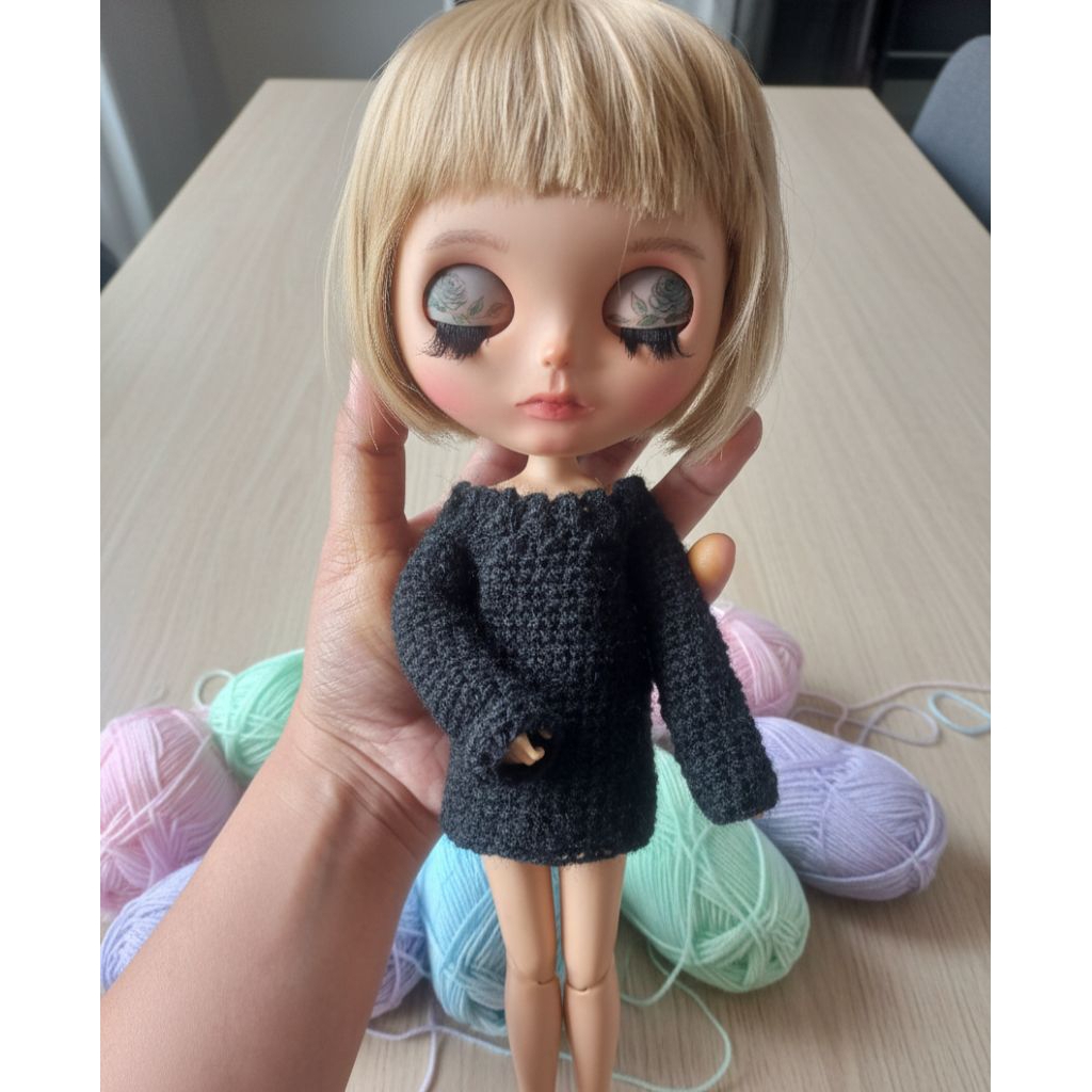 sweater rajut boneka blythe // baju boneka blythe // baju rajutan custom model boneka blythe