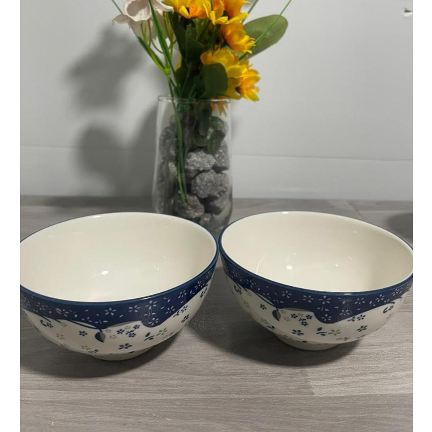 Formia Keramik Putih Motif Daun Estetik