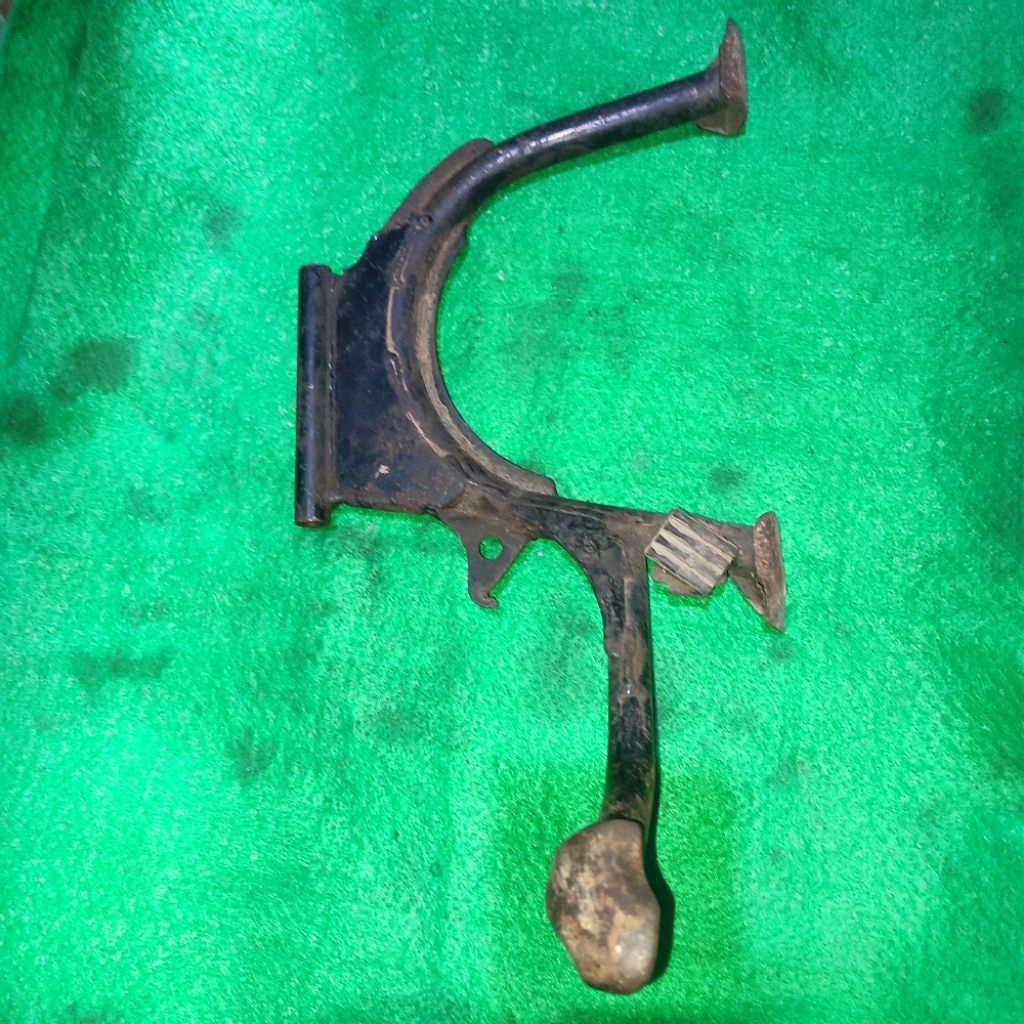 standar 2 standar tengah original Honda Vario 110 karbu Vario tekno 110 karbu