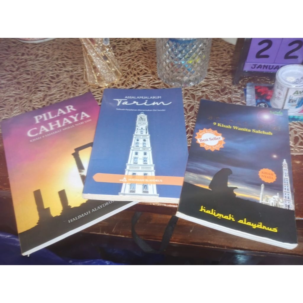 buku Ustadzah Halimah Alaydrus
