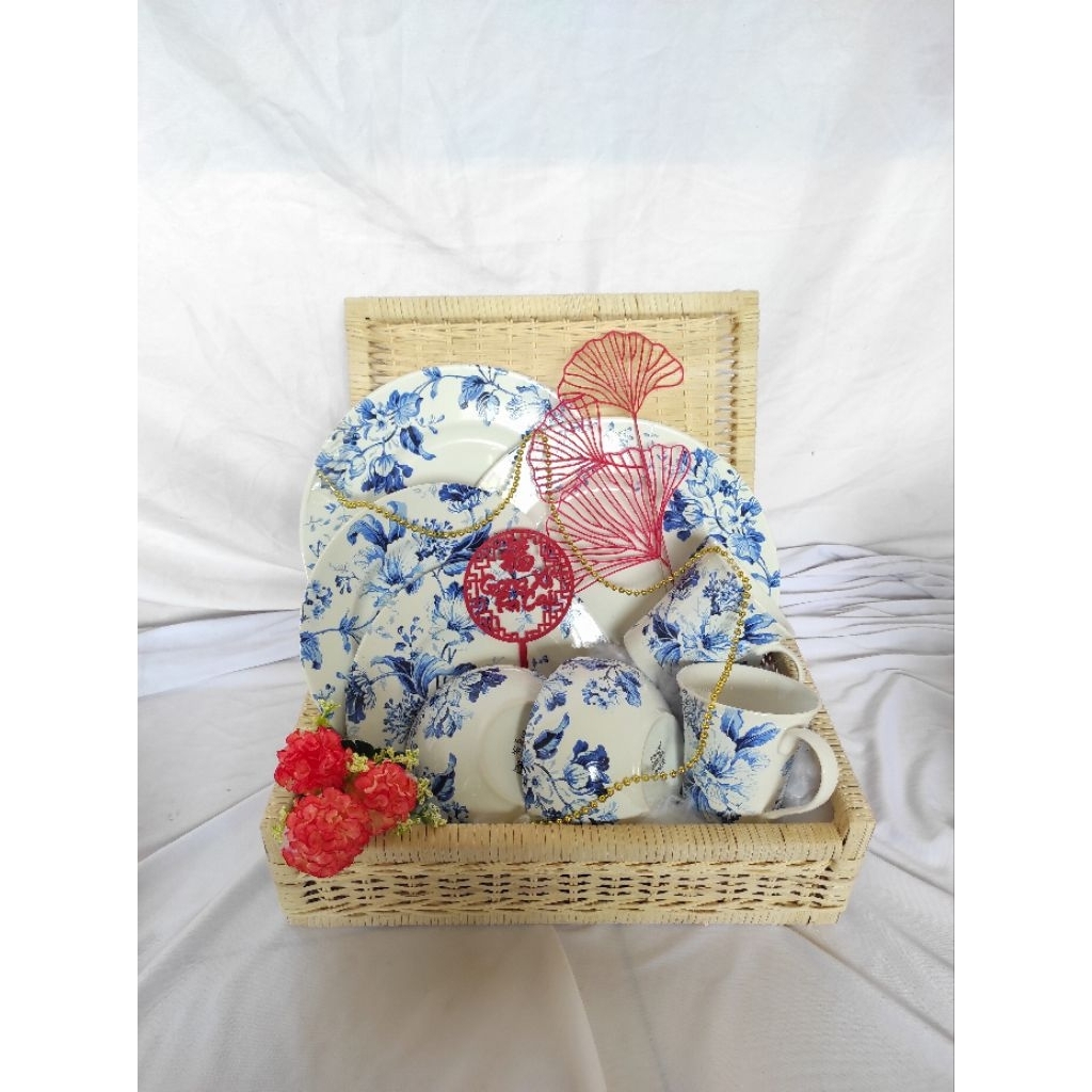 SET HAMPERS PIRING KERAMIK | PIRING CANTIK | SET HAMPERS NIKAHAN | SET HAMPERS ULTAH