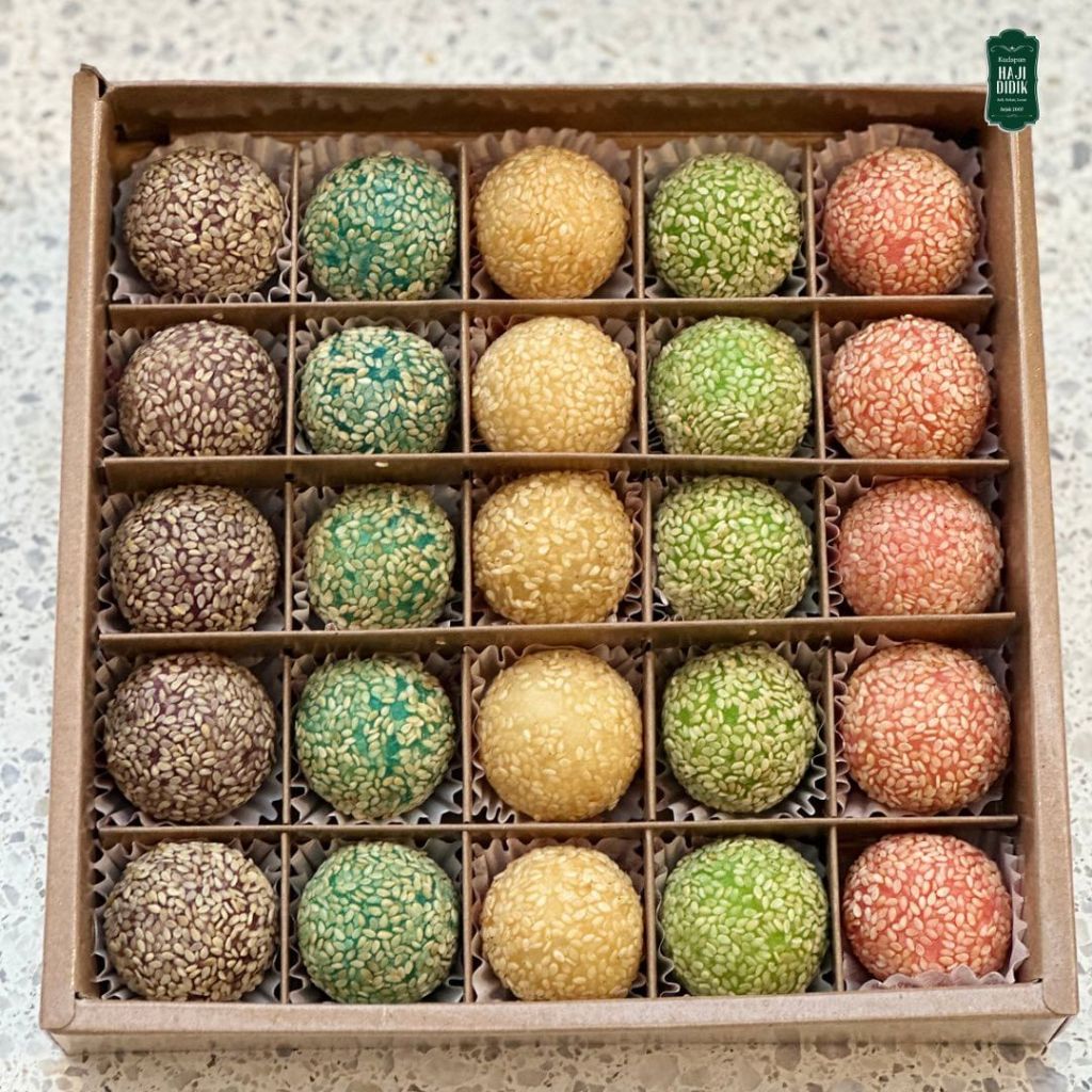Onde-onde Mini Pelangi HAMPERS by Kudapan Haji Didik