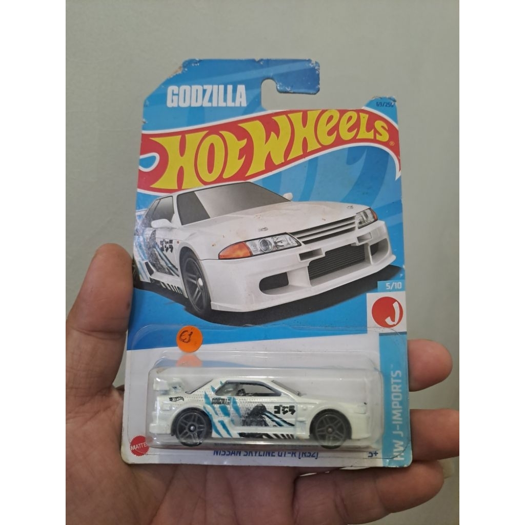 Hot wheels Skyline R32 Godzilla