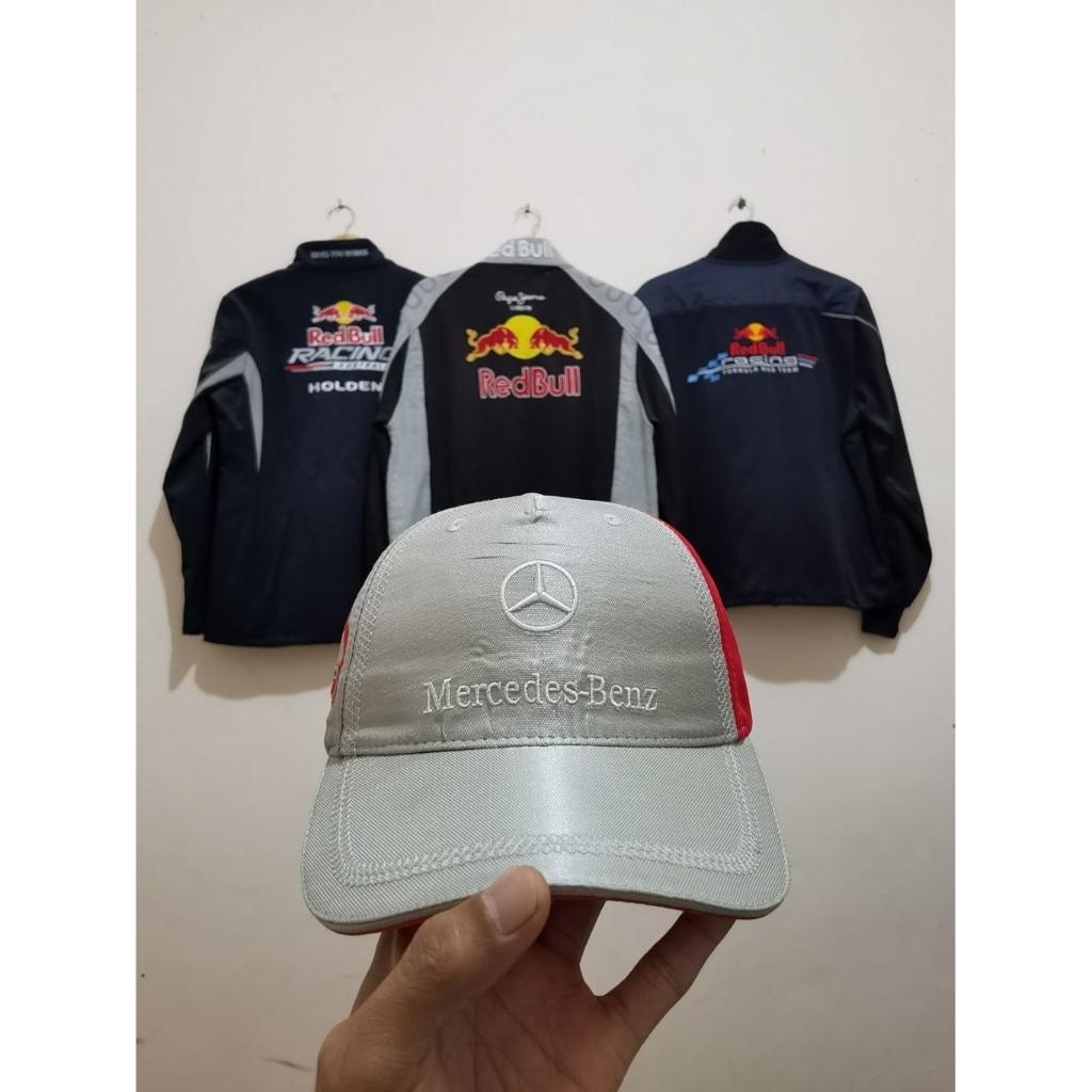 Topi Mercedes-Benz Motorsport