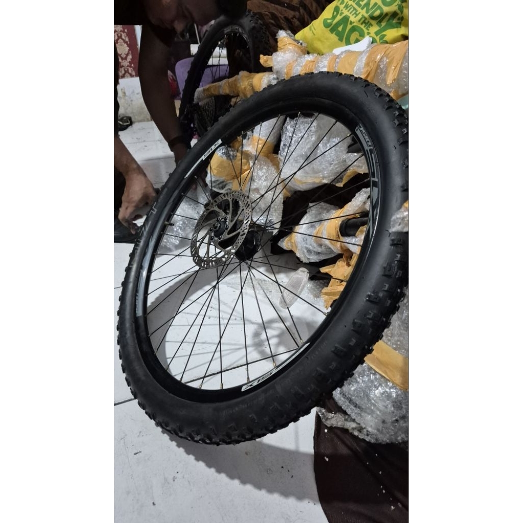 Sepeda Polygon Extrada5 2021 Ban 27,5 Size M