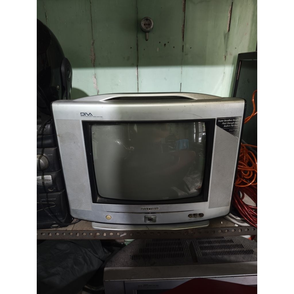 TV tabung polytron 14inch