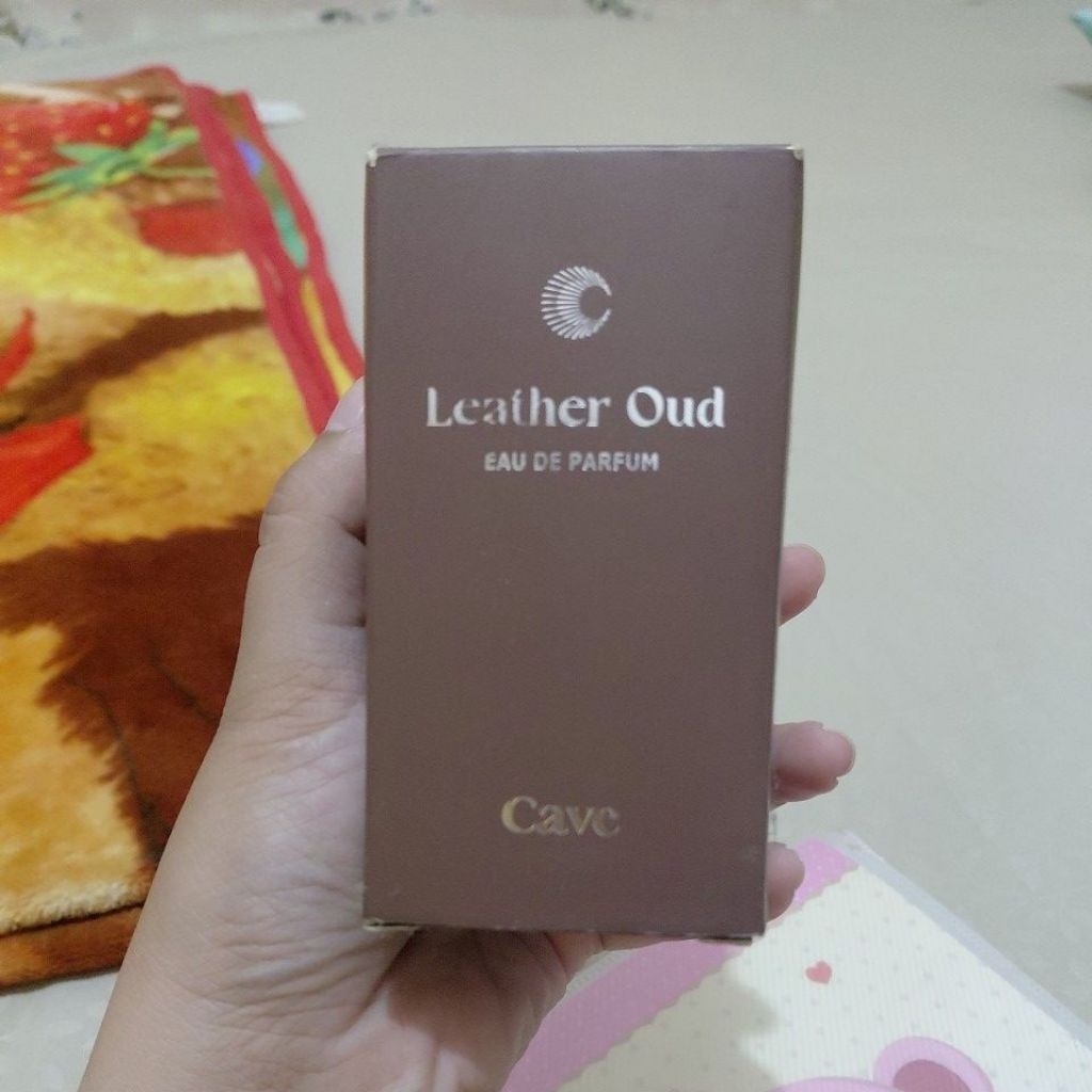 [PRELOVED] Parfum Cowok CAVE Leather Oud