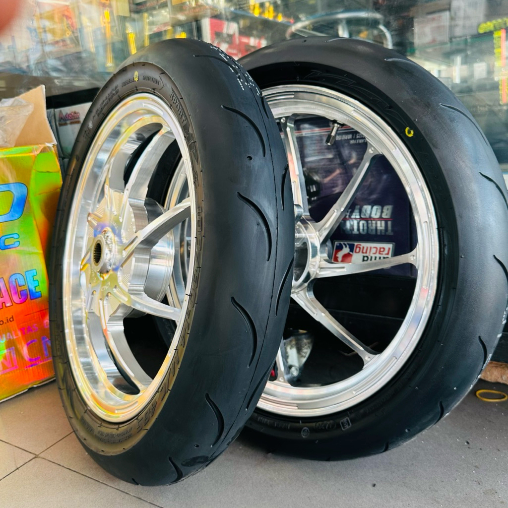 paket ban dan velg delkevic m8 ring 14 namx old aerox  nmax new PCX 150 cbs  PCX 160 vario 125 150 b