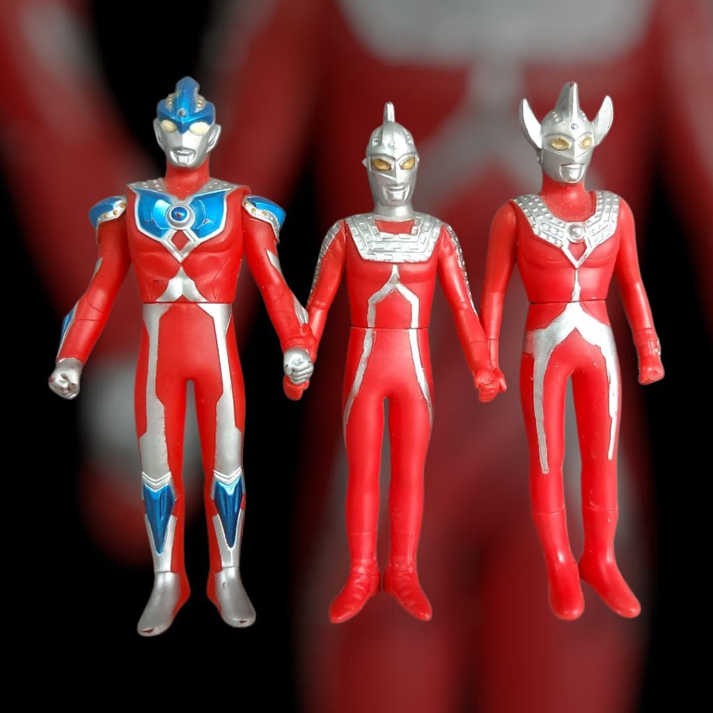 Set Figure Ultraman