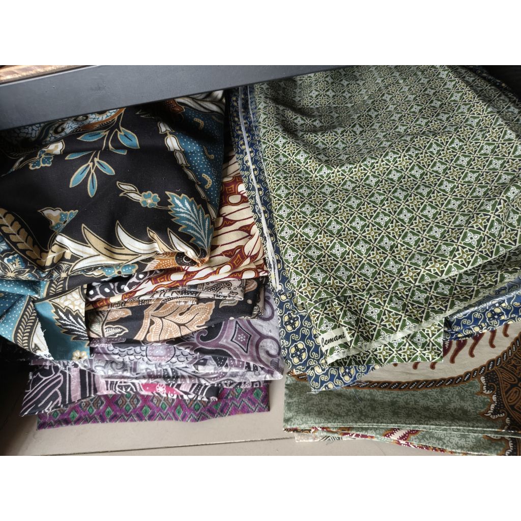 OBRAL KAIN BATIK SISA
