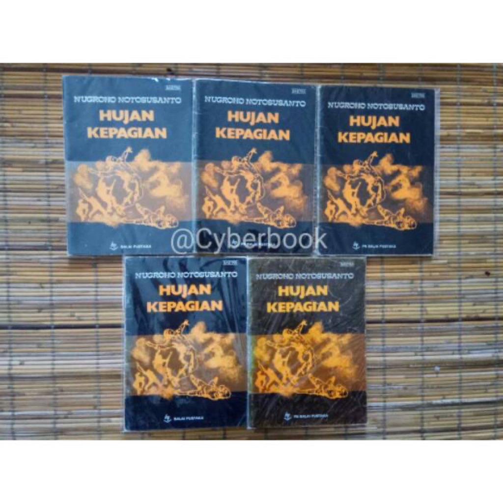 Buku hujan kepagian (nugroho notosusanto)