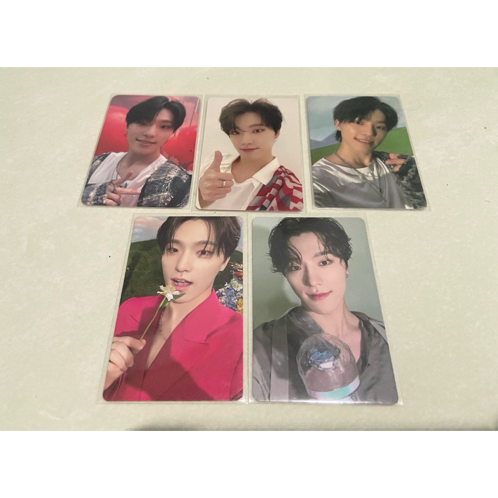 Photocard Dino Seventeen pc dino seventeen sector 17 carat ver [TAKE ALL]