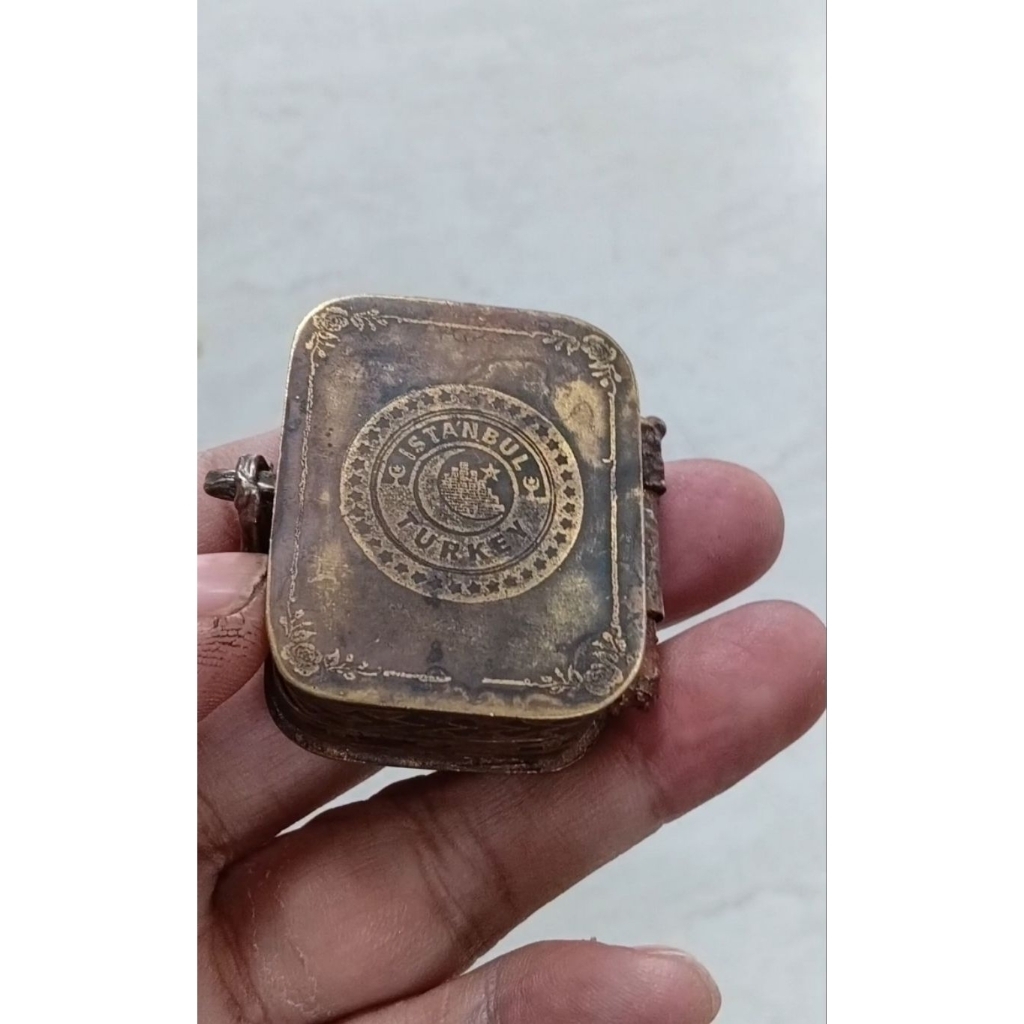 Quran-Istanbul-gold/emas-30juz