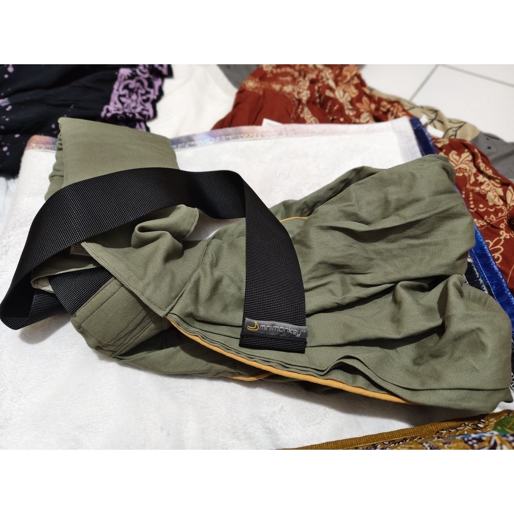 gendongan minimonkey