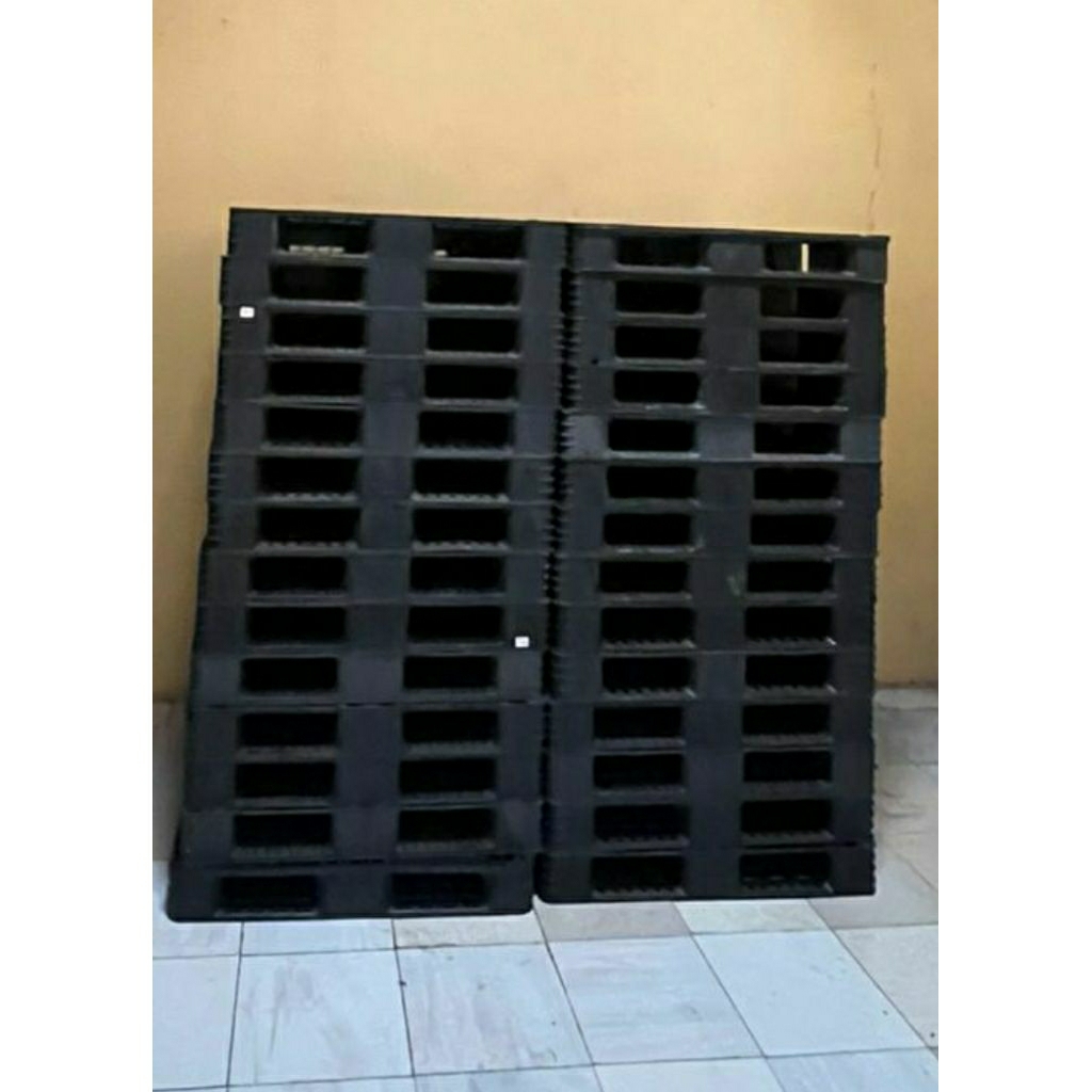 10 PCS PALET PLASTIK SECOND KONDISI 90%-95%