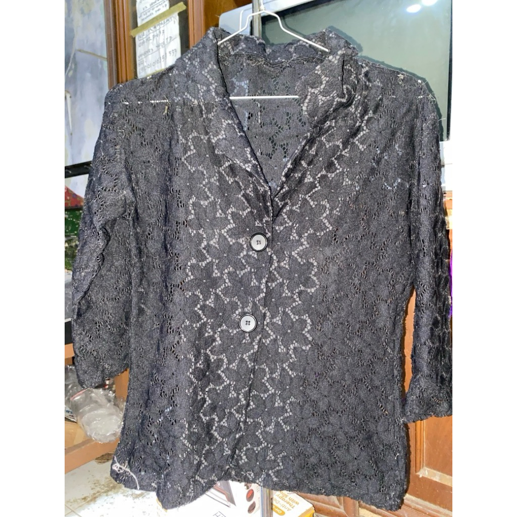 Blazer Brokat hitam Ld 90cm P 80cm