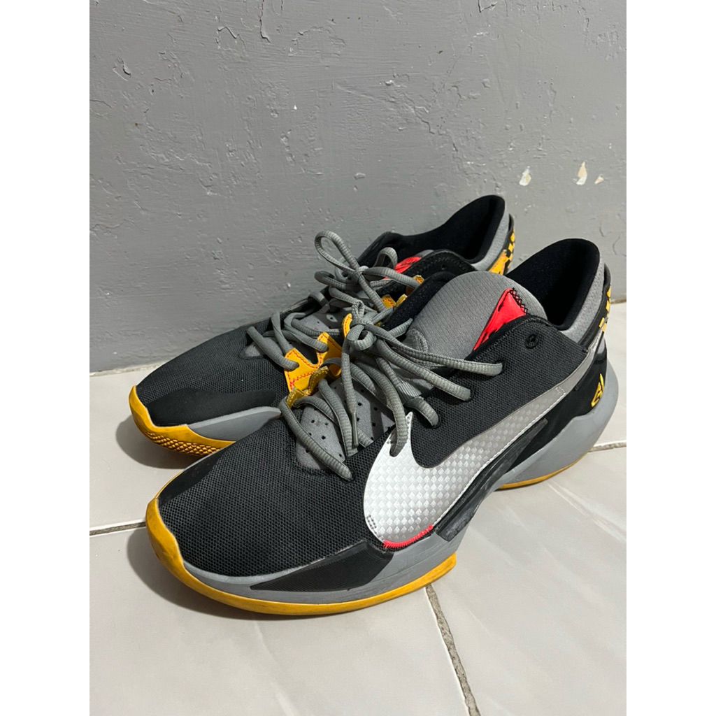 ORIGINAL STORE  NIKE ZOOM FREAK 2 'TAXI' black metalic silver size 13 (46-47)