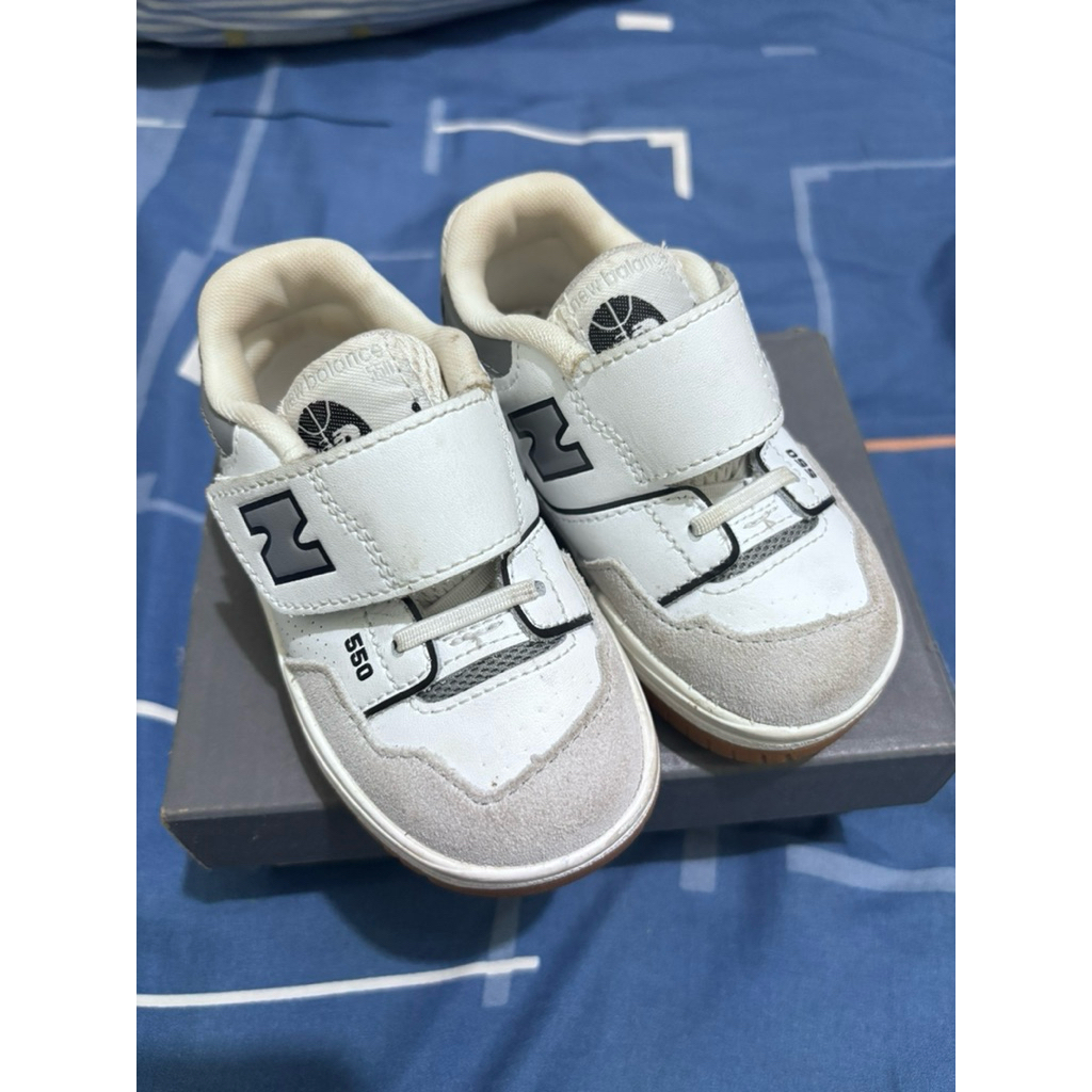 Preloved New Balance NB 550 Toddler Size 5.5 UK 11cm