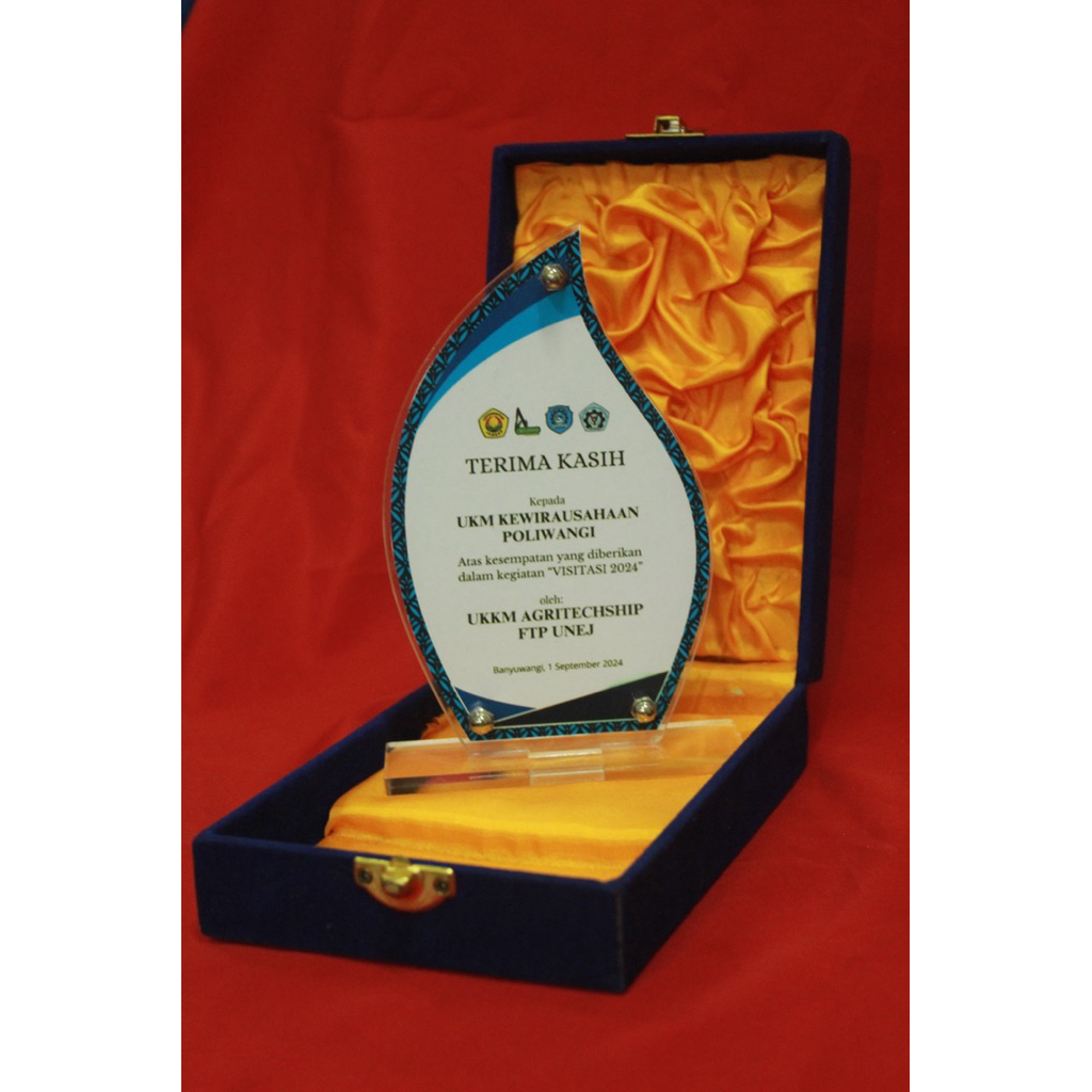 UKMKWU - Vandel Custom Bahan Akrilik Premium (3mm)