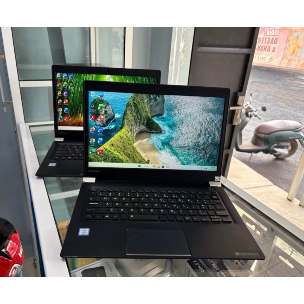 Toshiba U63 Core i5 Gen7 8/128GB