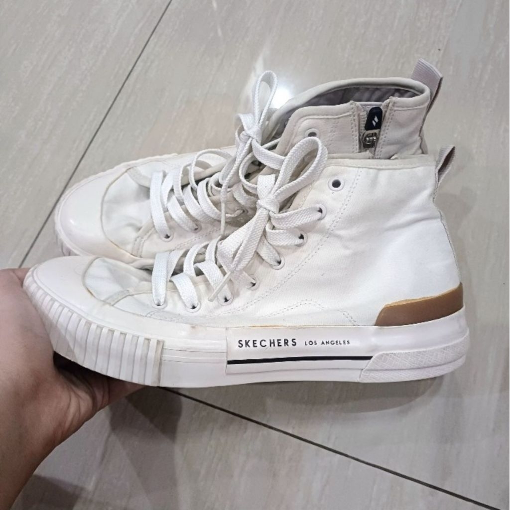 Skechers New Moon High-Top Sneakers in White | Sepatu Tali Canvas Putih Cokelat Leather Kulit Size 3