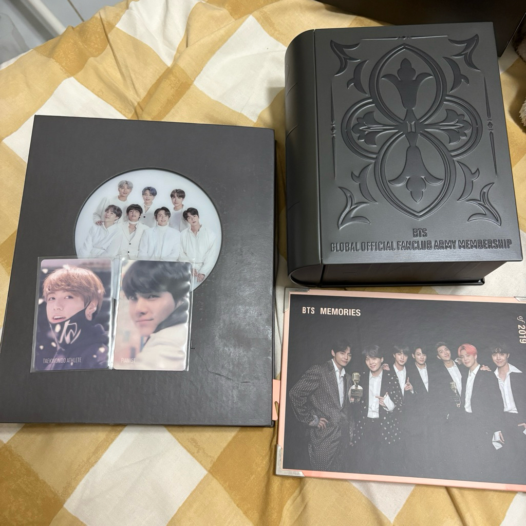 TAKE ALL merch photocard Jungkook Yoongi BTS World Limited binder MOTS Book Lamp Memories