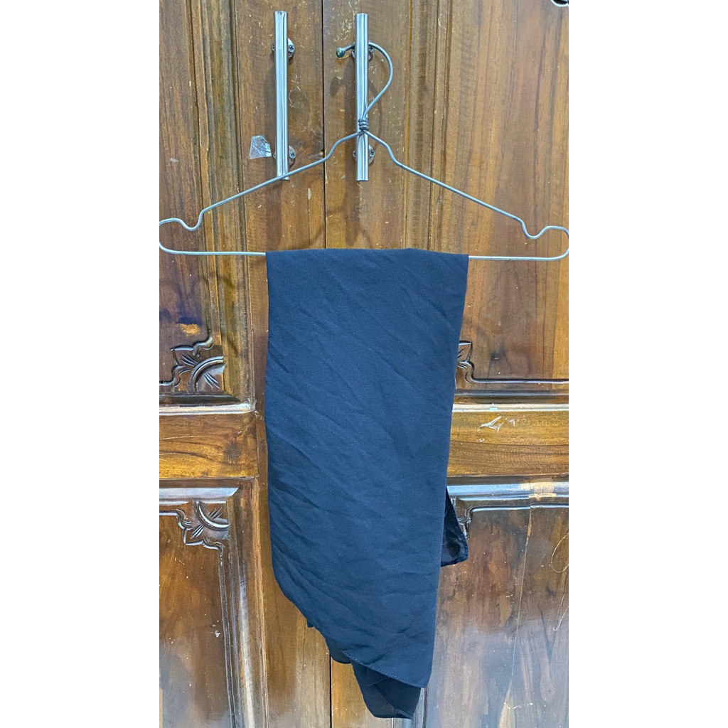 Preloved Pashmina Inner Hitam