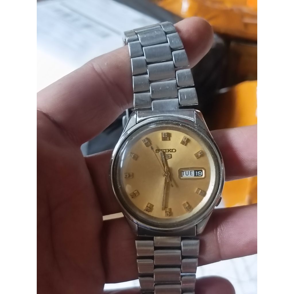 jam tangan Seiko 6119-8440
