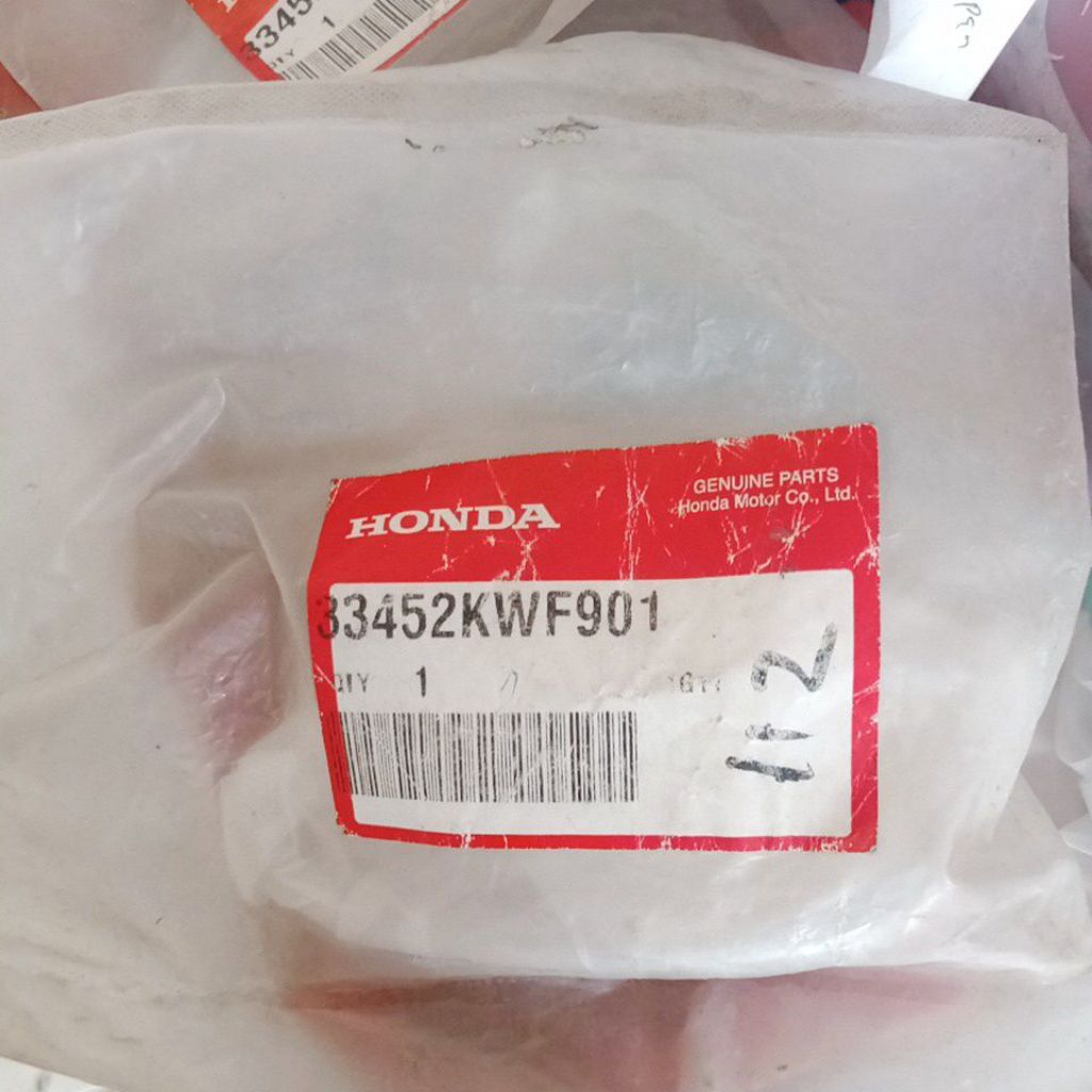 Mika Sein Kiri Depan Honda CBR150R CBR250R CBR 150 250 CBU THAILAND - Jaminan Original 100% - 33402K