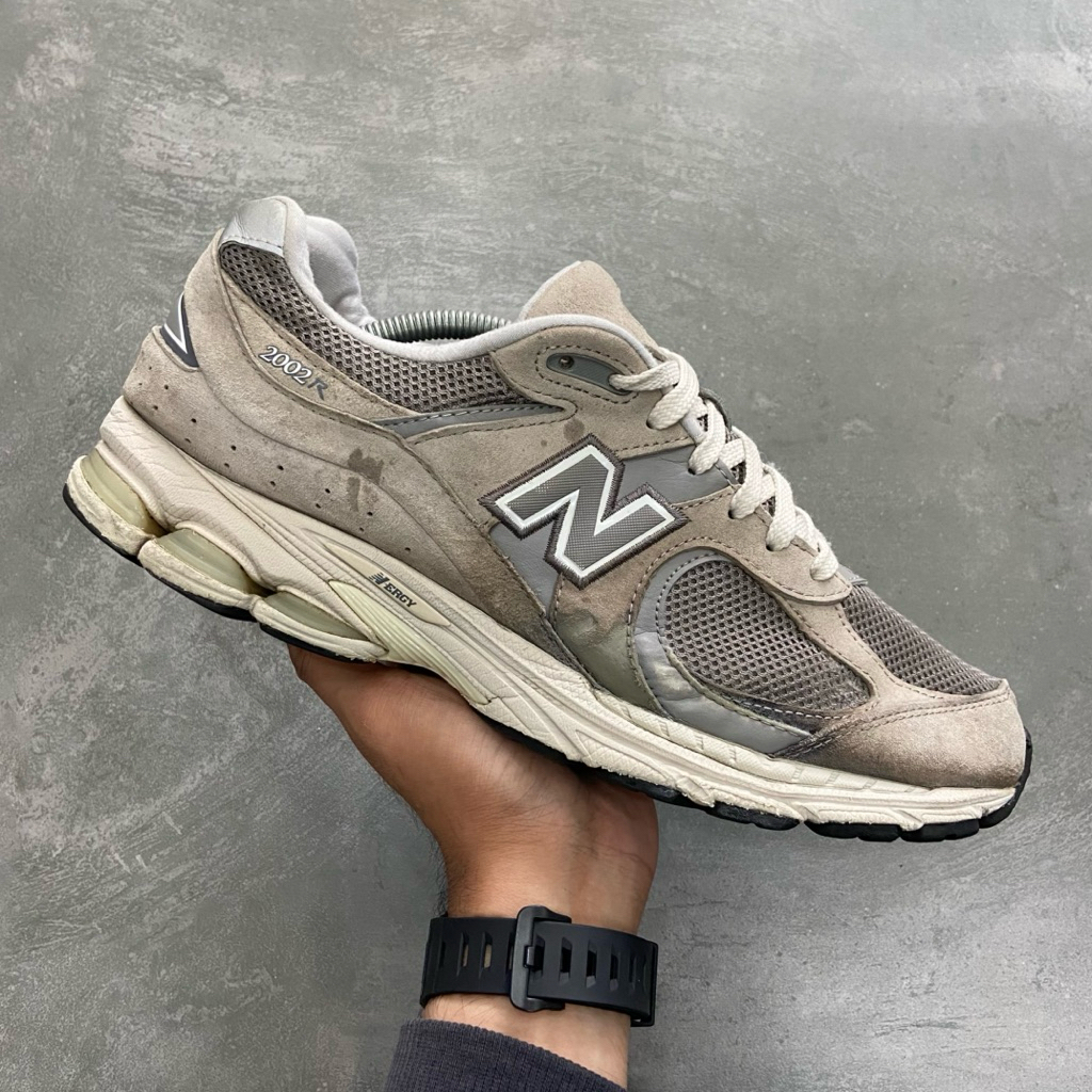 [Size 45] New Balance 2002R Marblehead Grey (ML2002RC). Harga Barunya 2.6 sampai 3 Juta Rupiah