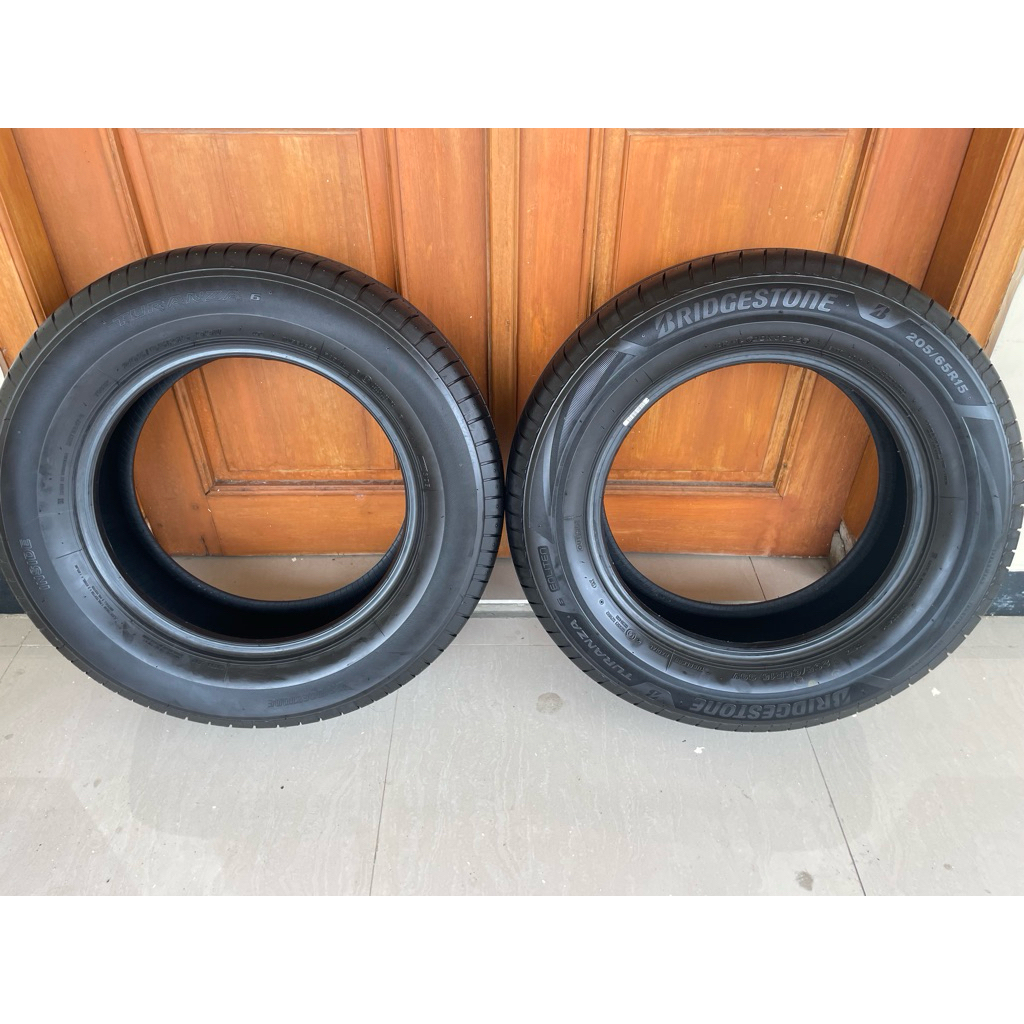 Ban 205/65 R15 Bridgestone Turanza 6