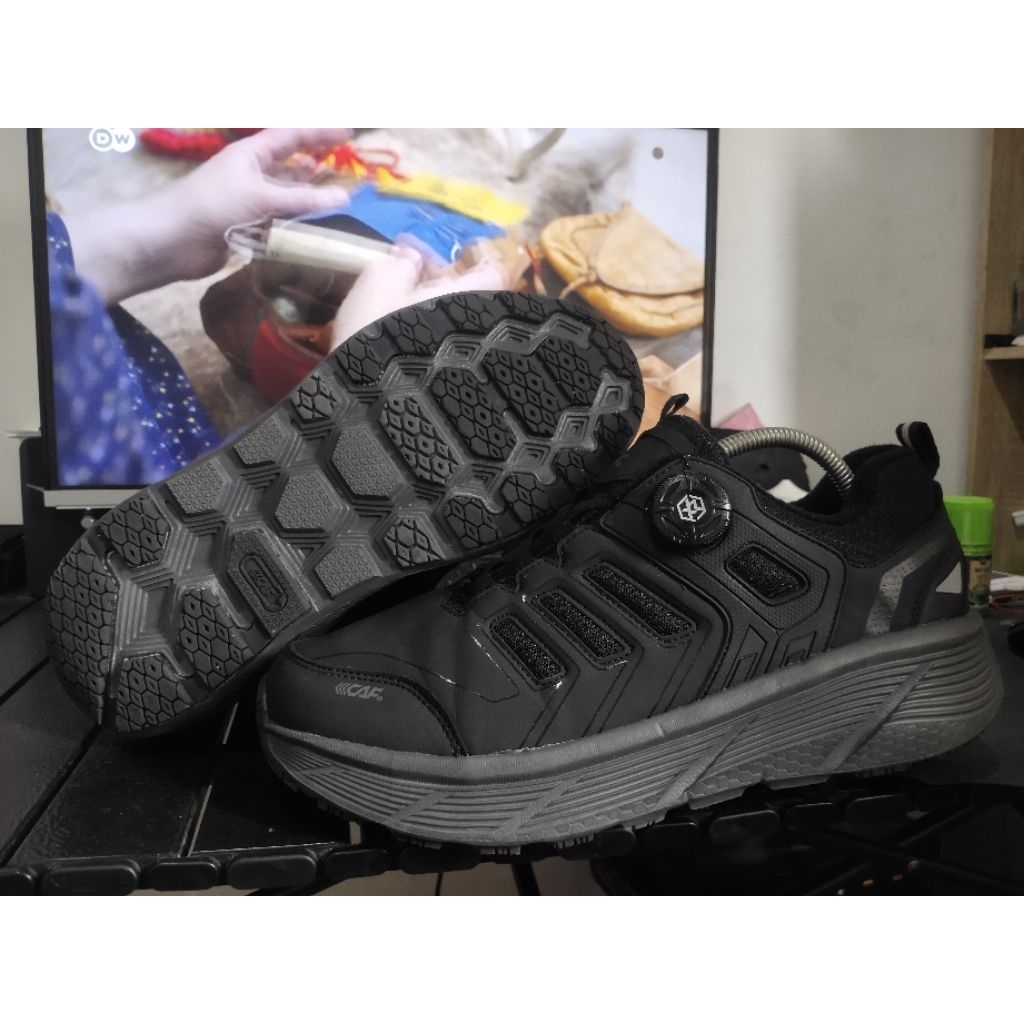 Sepatu Gunung Trail Run heatshoes sepatu hangat CAF Size 44 boa system like new NEGO