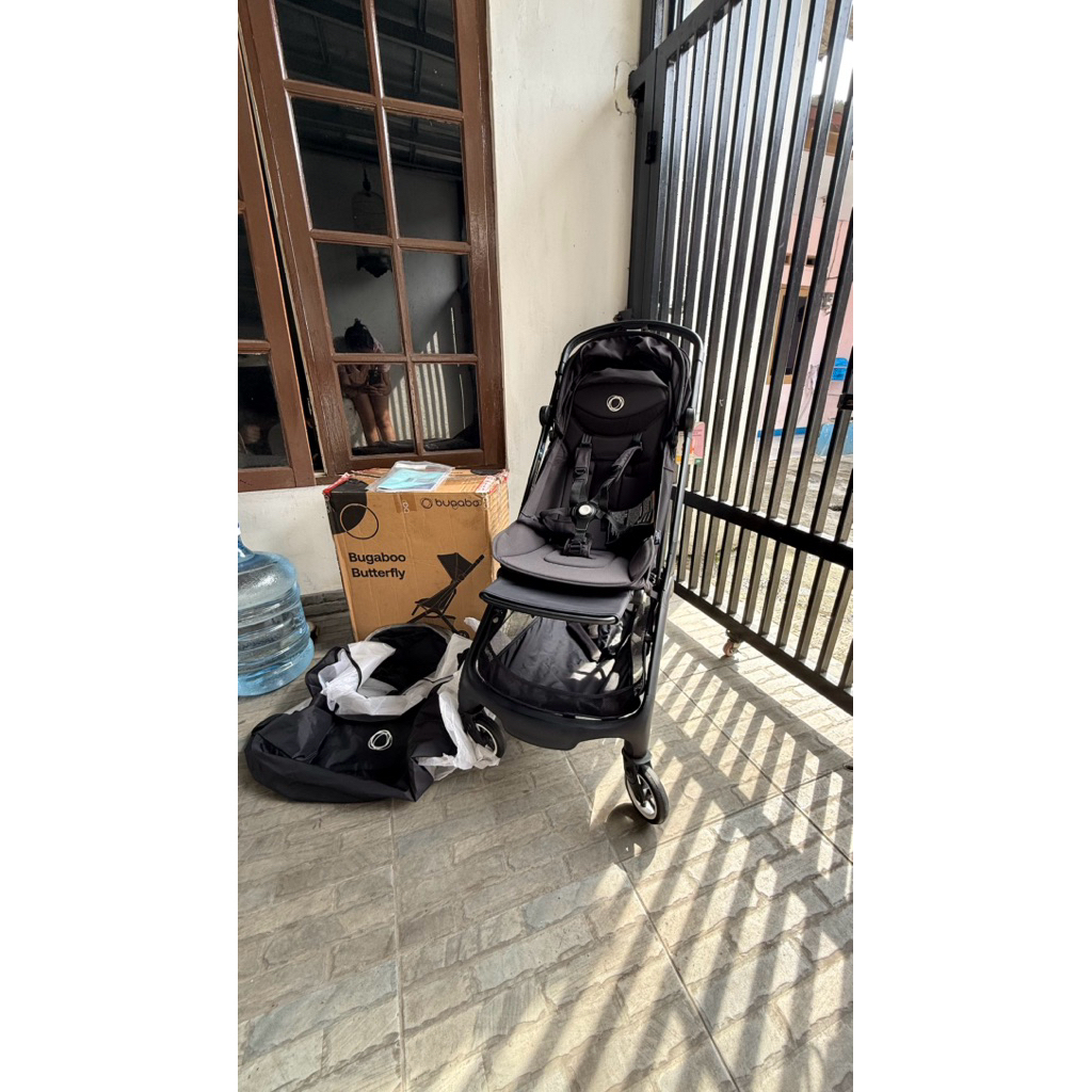 bugaboo butterfly black v1