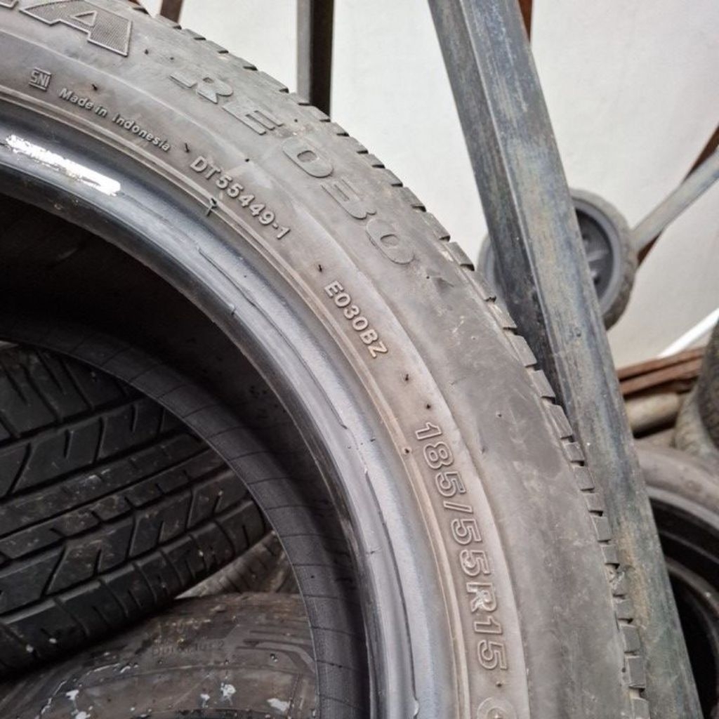 Ban copotan BRIDGESTONE POTENZA RE030 185 55 R15