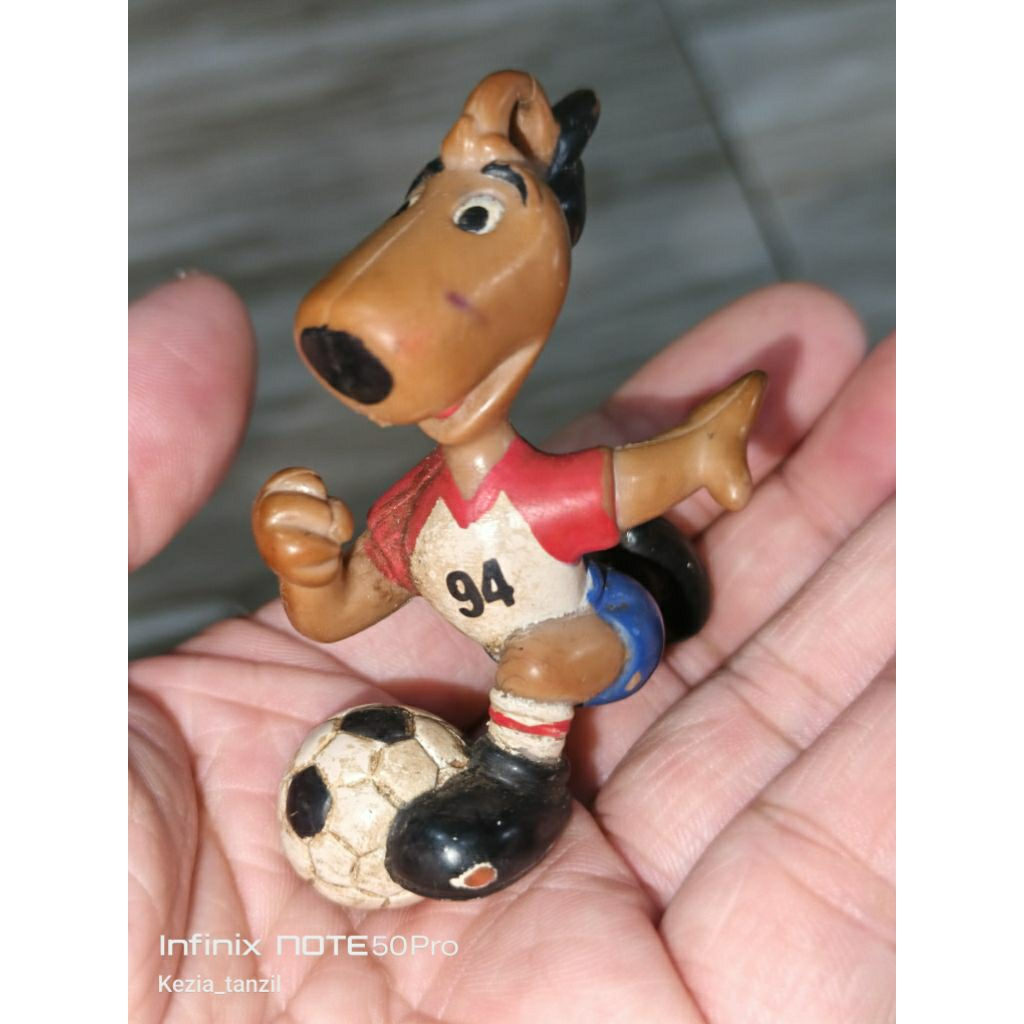 ACTION FIGURE FIGUR SUPERHERO SUPER HERO MASKOT WORLD CUP MASKOT ANABUL GUGUK DOG DOGGY DOGY DOGI 94