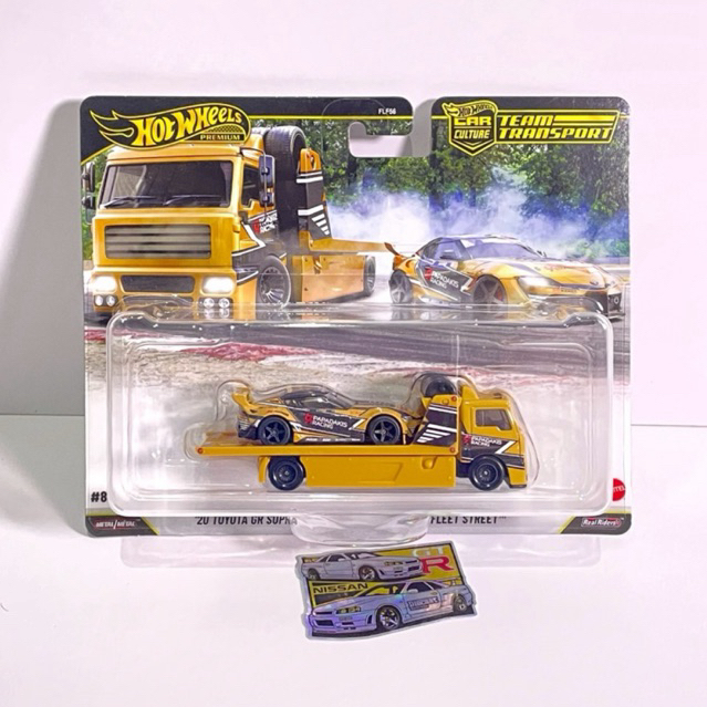 Hot Wheels Premium Team Transport 20 Toyota GR Supra Vs Fleet Street Towing