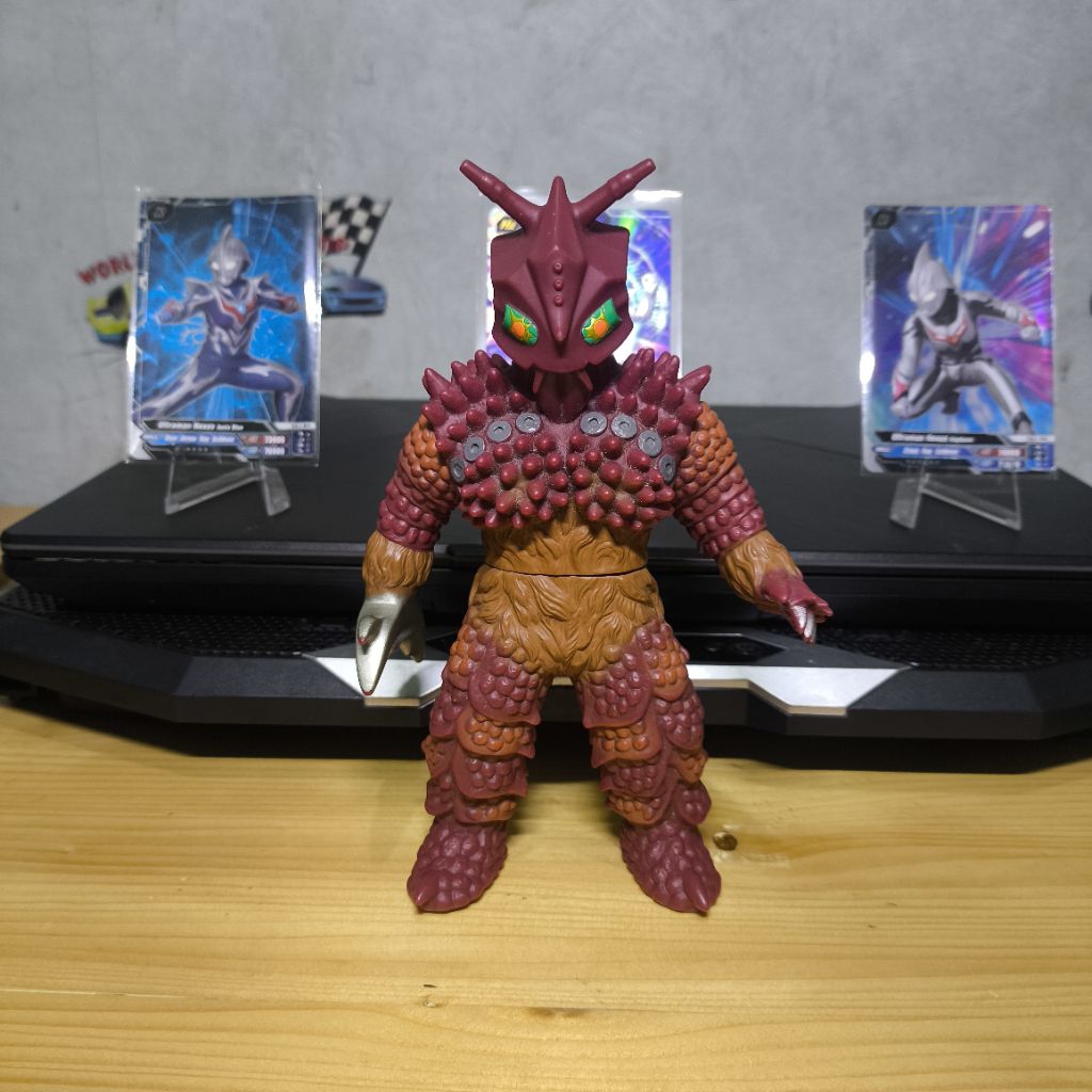 Ultra Monster Series Yapool 1994 - Sofubi kaiju ultraman Ace