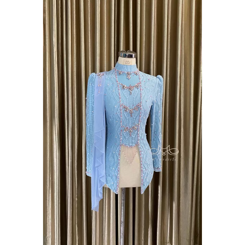 PRELOVED Kebaya wisuda Baby Blue mix pink payet + rok songket + kamisol uk 36