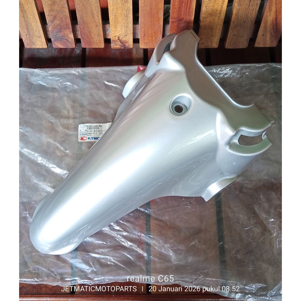 Spakbor Depan Kymco Cevira warna Silver
