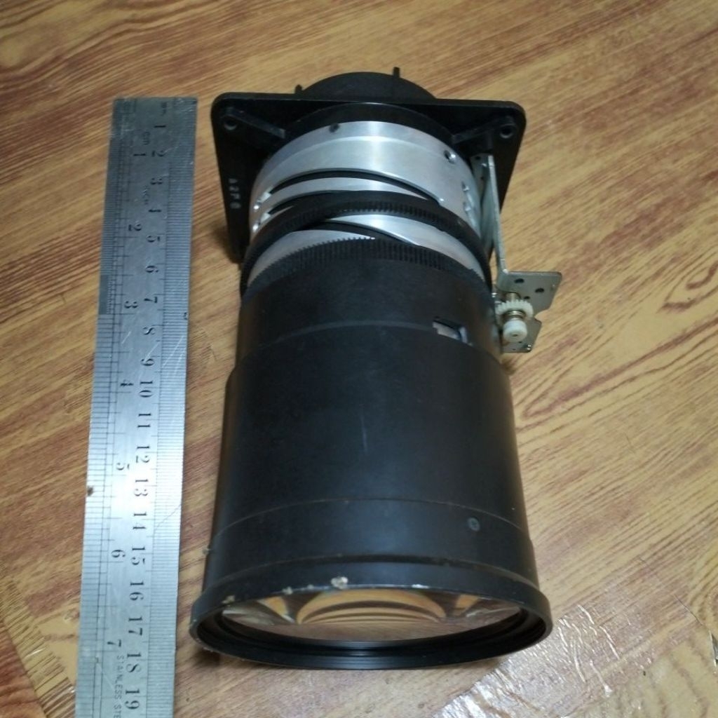 Lensa Ukuran besar Buat tele atau lensbong