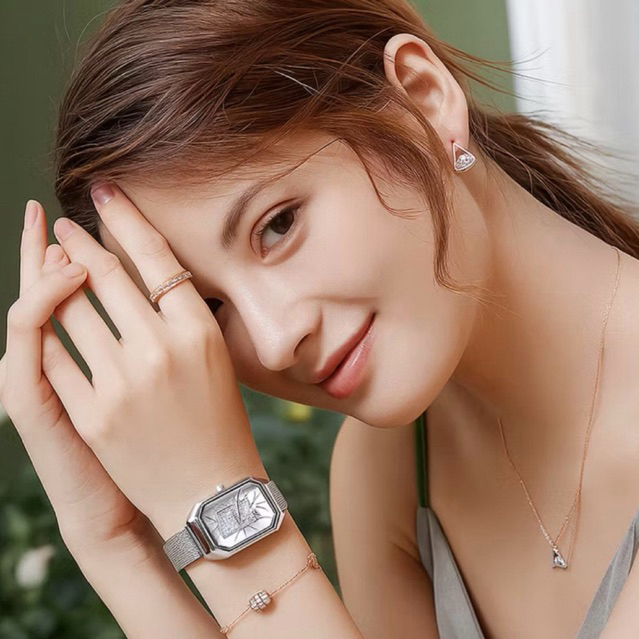 Jam Tangan Wanita Analog Anti Air Arloji Tali Kuarsa Anti Karat Branded Vintage Gift Mewah J8