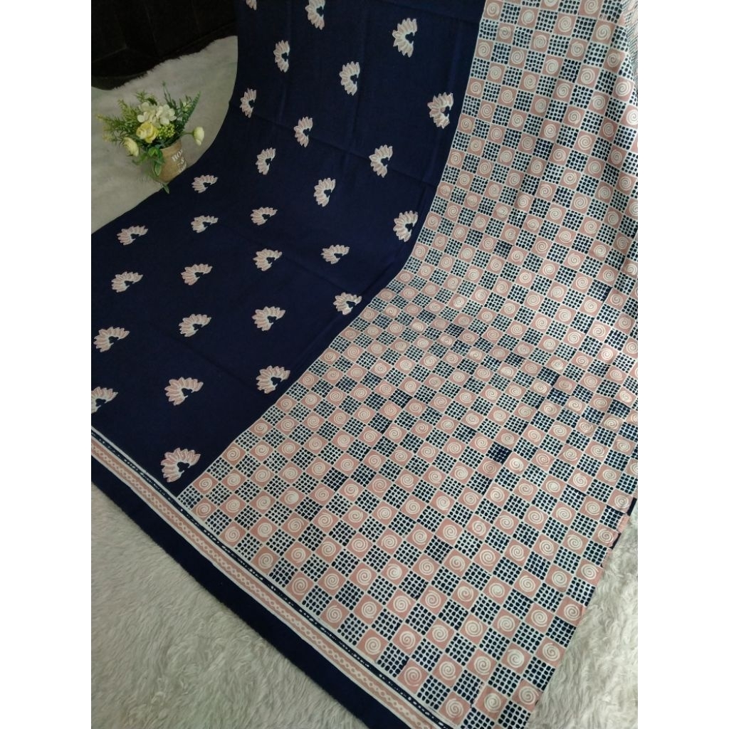 Kain batik cap 2dimensi warna navy salem