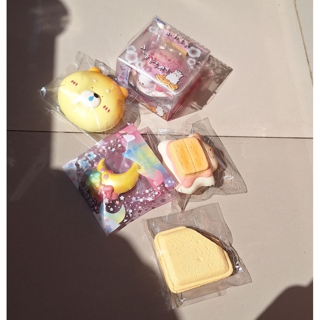 Squishy Sales have cracks, deffect, damaged