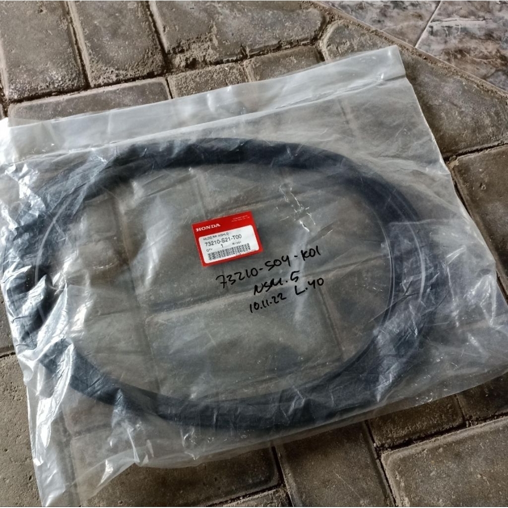 Karet lis kaca Belakang honda Civic Genio Sr4