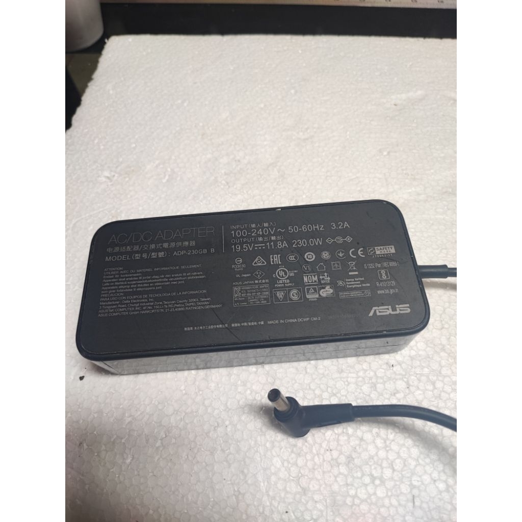 Adaptor ASUS  ADP-230GB B  19,5V 11,8A 230W Jack jarum diameter 6mm