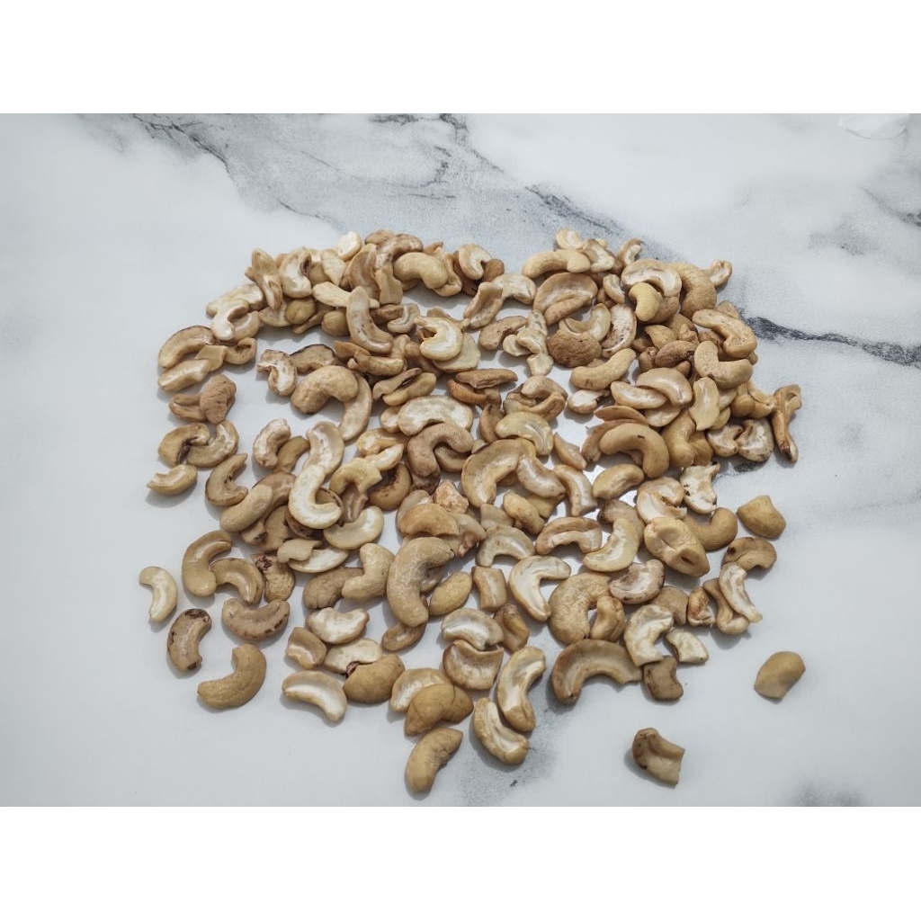 KACANG MEDE BELAH SULAWESI 250GRAM / MEDE BELAH REPACK 250GRAM